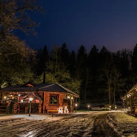 ベッド・アンド・ブレックファスト Pibernik (adults Only) ブレッド