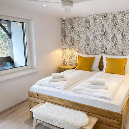 Pibernik (adults Only) ブレッド