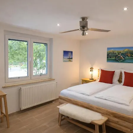 ベッド・アンド・ブレックファスト Pibernik (adults Only)