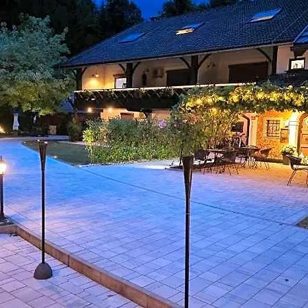 Pibernik Affittacamere 4*