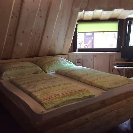 Oda ve Kahvaltı Pibernik (adults Only) 4*